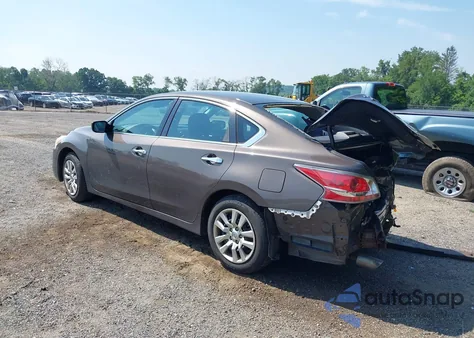 2015 Nissan Altima 2.5/2.5 S/2.5 Sl/2.5 Sv из США, поврежденный, VIN 1N4AL3AP3FC297013